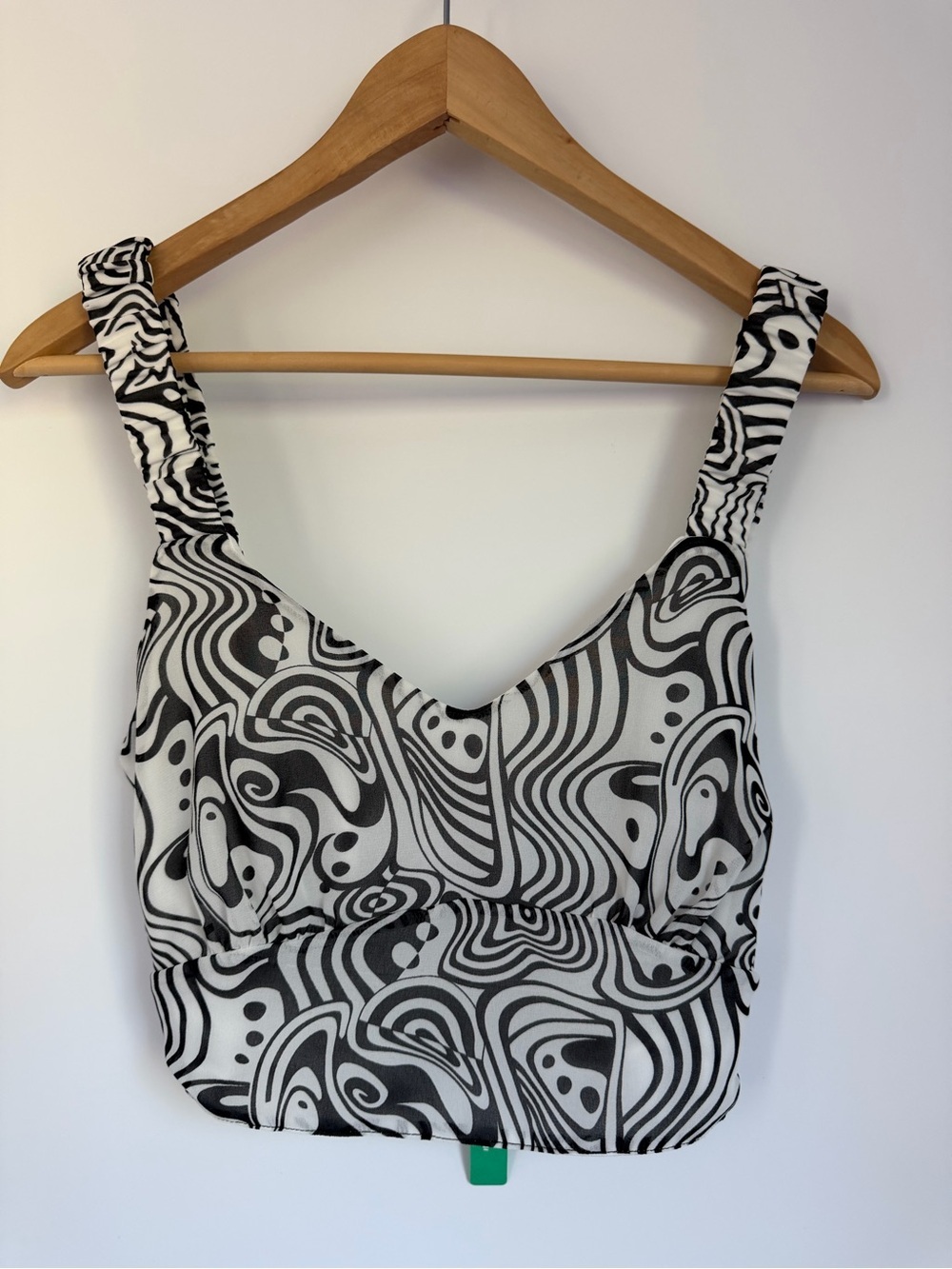 Black & White Swirl Bandeau Top - Women's Stretch Crop